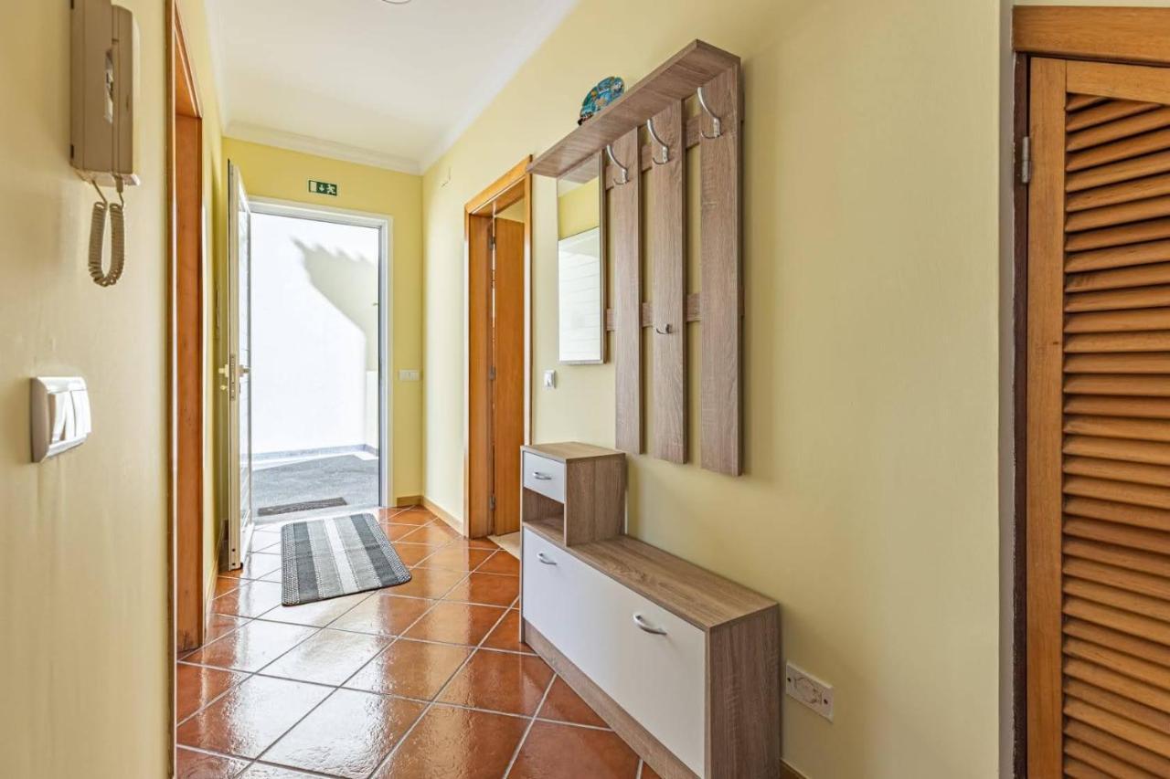 Flowers Island House 4 Канісу Екстер'єр фото